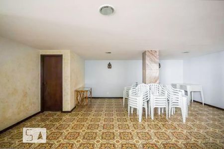 Apartamento à venda com 140m², 4 quartos e 2 vagasÁrea comum - Salão de festas