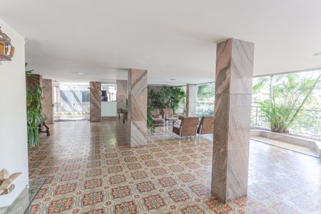Apartamento à venda com 140m², 4 quartos e 2 vagasHall de entrada