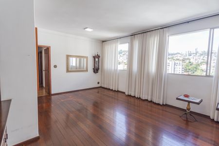 Sala de apartamento à venda com 4 quartos, 140m² em Vila Paris, Belo Horizonte