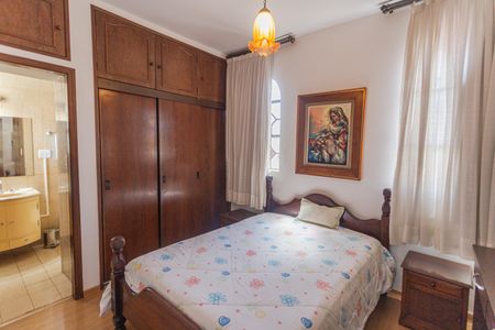 Apartamento à venda com 140m², 4 quartos e 2 vagasSuíte