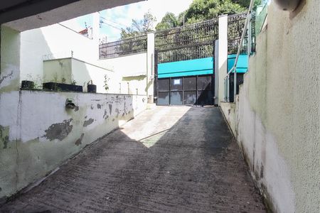 Casa de condomínio à venda com 94m², 2 quartos e 2 vagas Casa de condomínio à venda com 94m², 2 quartos e 2 vagasEstacionamento
