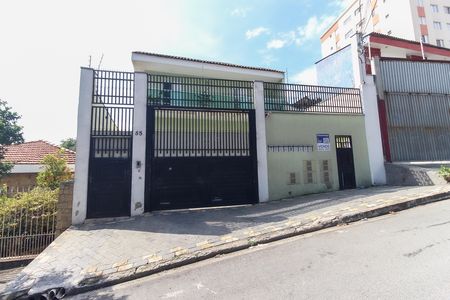 Casa de condomínio à venda com 94m², 2 quartos e 2 vagas Casa de condomínio à venda com 94m², 2 quartos e 2 vagasFachada