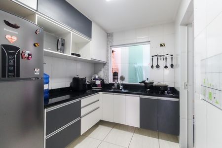 Casa de condomínio à venda com 94m², 2 quartos e 2 vagas Casa de condomínio à venda com 94m², 2 quartos e 2 vagasCozinha