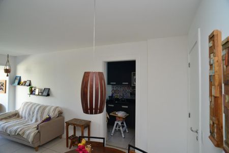 Sala de apartamento para alugar com 2 quartos, 73m² em Barra da Tijuca, Rio de Janeiro