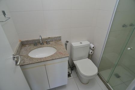 Apartamento para alugar com 73m², 2 quartos e 1 vaga Apartamento para alugar com 73m², 2 quartos e 1 vagaBanheiro Suíte