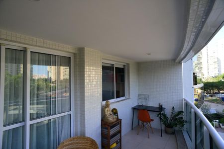 Varanda de apartamento para alugar com 2 quartos, 73m² em Barra da Tijuca, Rio de Janeiro