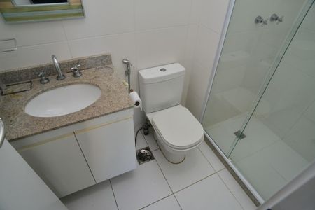 Apartamento para alugar com 73m², 2 quartos e 1 vaga Apartamento para alugar com 73m², 2 quartos e 1 vagaBanheiro Social