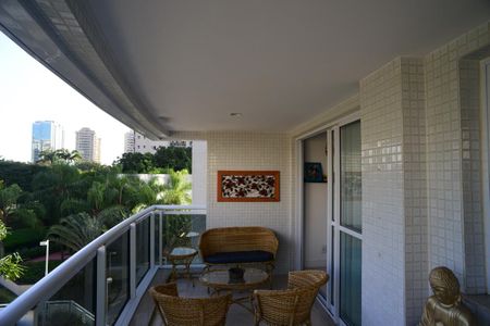 Apartamento para alugar com 73m², 2 quartos e 1 vaga Apartamento para alugar com 73m², 2 quartos e 1 vagaVaranda