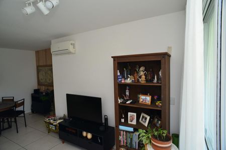 Apartamento para alugar com 73m², 2 quartos e 1 vaga Apartamento para alugar com 73m², 2 quartos e 1 vagaSala