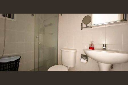 Banheiro de apartamento para alugar com 2 quartos, 60m² em Harmonia, Canoas