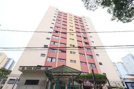 Apartamento para alugar com 80m², 2 quartos e 1 vagaFachada