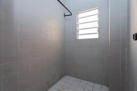 Casa para alugar com 200m², 2 quartos e 2 vagasEdicula