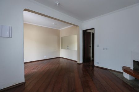 Sala de casa para alugar com 2 quartos, 200m² em Jardim Monte Alegre, Taboão da Serra
