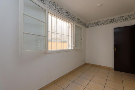 Casa para alugar com 200m², 2 quartos e 2 vagasQuarto 2