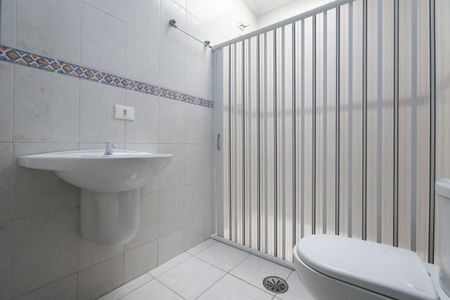 Casa para alugar com 200m², 2 quartos e 2 vagasBanheiro