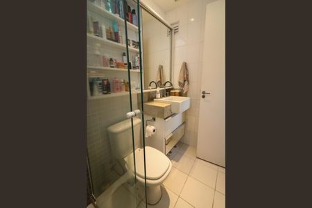 Apartamento à venda com 56m², 2 quartos e 1 vaga Apartamento à venda com 56m², 2 quartos e 1 vagaBanheiro da Suíte