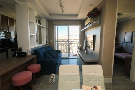 Apartamento à venda com 56m², 2 quartos e 1 vaga Apartamento à venda com 56m², 2 quartos e 1 vagaSala