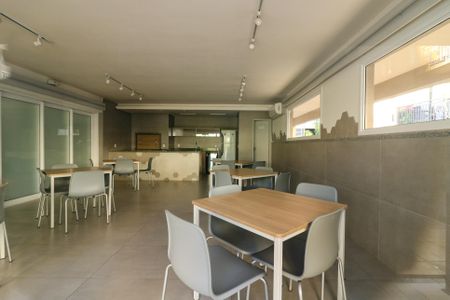 Apartamento à venda com 56m², 2 quartos e 1 vaga Apartamento à venda com 56m², 2 quartos e 1 vagaÁrea comum - Salão de festas