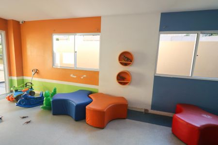 Apartamento à venda com 56m², 2 quartos e 1 vaga Apartamento à venda com 56m², 2 quartos e 1 vagaBrinquedoteca