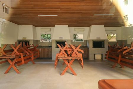 Apartamento à venda com 56m², 2 quartos e 1 vaga Apartamento à venda com 56m², 2 quartos e 1 vagaÁrea comum - Churrasqueira