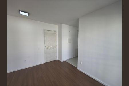 Sala de apartamento para alugar com 2 quartos, 42m² em Barra Olímpica, Rio de Janeiro