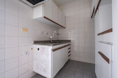 Apartamento à venda com 105m², 2 quartos e 1 vaga Apartamento à venda com 105m², 2 quartos e 1 vagaCozinha