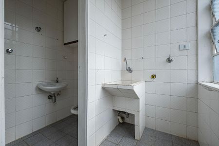 Apartamento à venda com 105m², 2 quartos e 1 vaga Apartamento à venda com 105m², 2 quartos e 1 vagaÁrea de Serviço