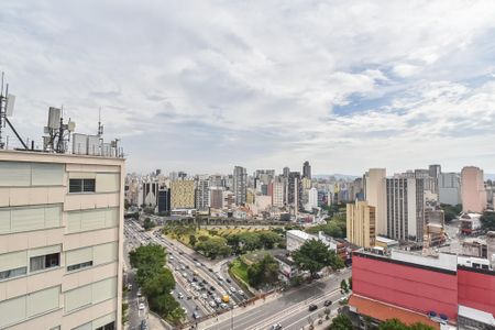 Vista da varanda de apartamento para alugar com 1 quarto, 30m² em Liberdade, São Paulo