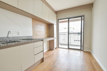 Sala/cozinha de apartamento para alugar com 1 quarto, 30m² em Liberdade, São Paulo