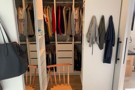 Apartamento para alugar com 154m², 3 quartos e 1 vaga Apartamento para alugar com 154m², 3 quartos e 1 vagaCloset da suíte