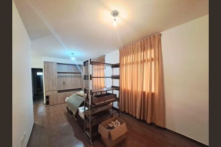 Apartamento à venda com 3 quartos, 97m² em Santa Efigênia, Belo Horizonte