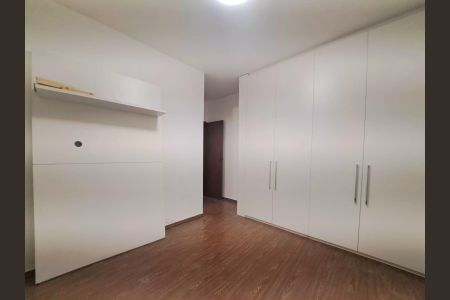 Apartamento à venda com 3 quartos, 97m² em Santa Efigênia, Belo Horizonte
