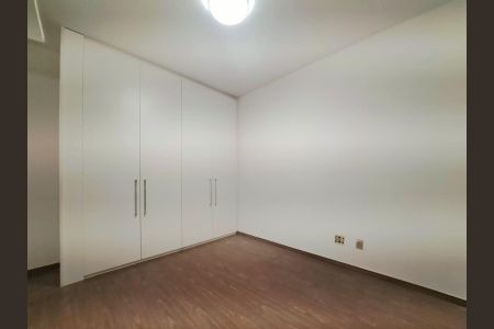 Apartamento à venda com 3 quartos, 97m² em Santa Efigênia, Belo Horizonte