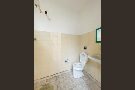 Casa para alugar com 145m², 2 quartos e 2 vagasBanheiro de serviço