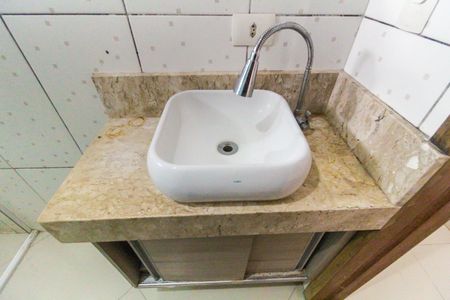 Casa para alugar com 125m², 2 quartos e 8 vagasBanheiro