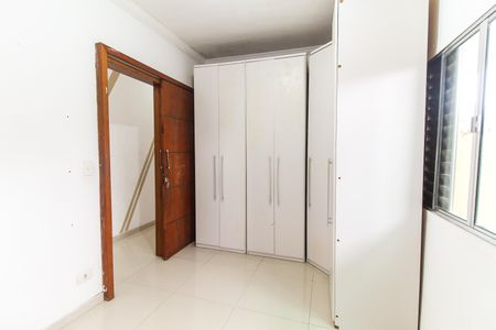 Quarto 1 de casa para alugar com 2 quartos, 125m² em Vila Chuca, São Paulo