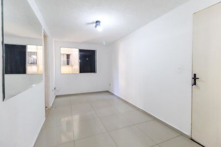 Sala de apartamento à venda com 2 quartos, 50m² em Cidade Líder, São Paulo