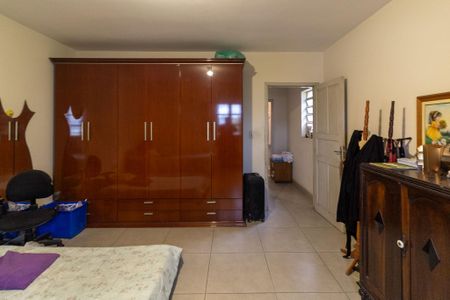 Casa para alugar com 280m², 3 quartos e 2 vagas Casa para alugar com 280m², 3 quartos e 2 vagasQuarto 2