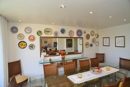 Apartamento à venda com 334m², 4 quartos e 6 vagasSala