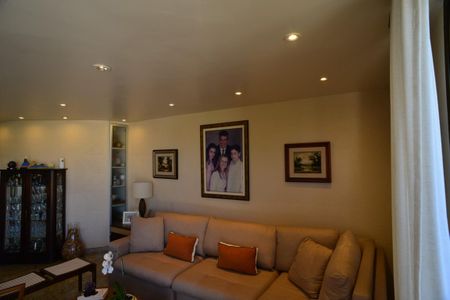 Apartamento à venda com 334m², 4 quartos e 6 vagasSala