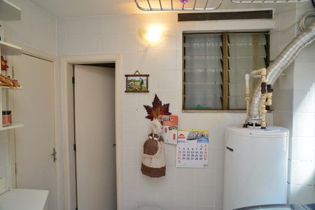 Apartamento à venda com 334m², 4 quartos e 6 vagasCozinha