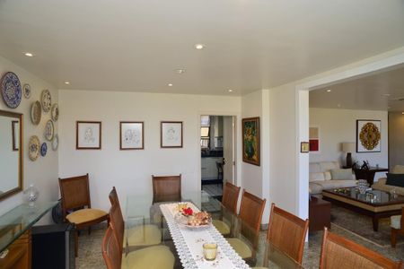 Apartamento à venda com 334m², 4 quartos e 6 vagasSala