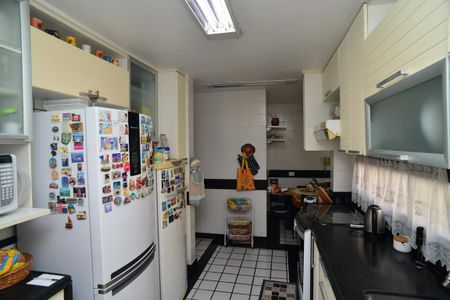 Apartamento à venda com 334m², 4 quartos e 6 vagasCozinha