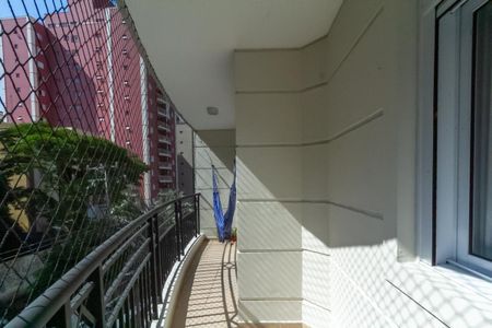 Apartamento à venda com 101m², 3 quartos e 2 vagas Apartamento à venda com 101m², 3 quartos e 2 vagasVaranda