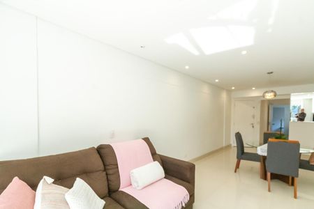 Apartamento à venda com 101m², 3 quartos e 2 vagas Apartamento à venda com 101m², 3 quartos e 2 vagasSala
