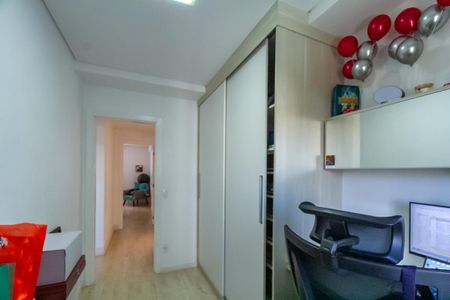 Apartamento à venda com 101m², 3 quartos e 2 vagas Apartamento à venda com 101m², 3 quartos e 2 vagasQuarto 2