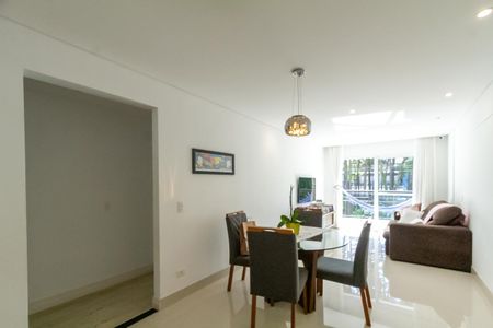 Apartamento à venda com 101m², 3 quartos e 2 vagas Apartamento à venda com 101m², 3 quartos e 2 vagasSala