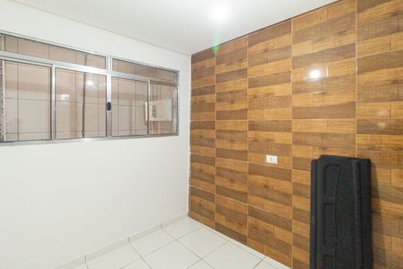 Quarto de casa para alugar com 1 quarto, 50m² em Veloso, Osasco