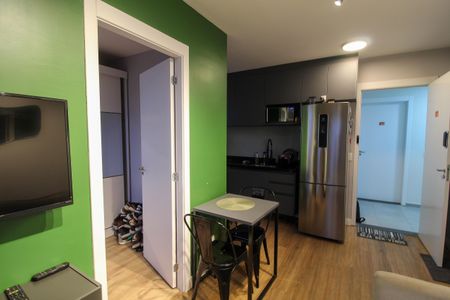 Sala de apartamento para alugar com 2 quartos, 37m² em Vila Gomes, São Paulo