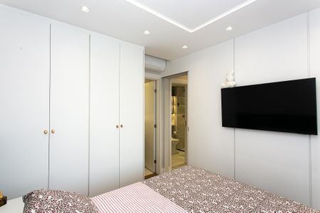 Apartamento à venda com 64m², 2 quartos e 1 vaga Apartamento à venda com 64m², 2 quartos e 1 vagaSuíte